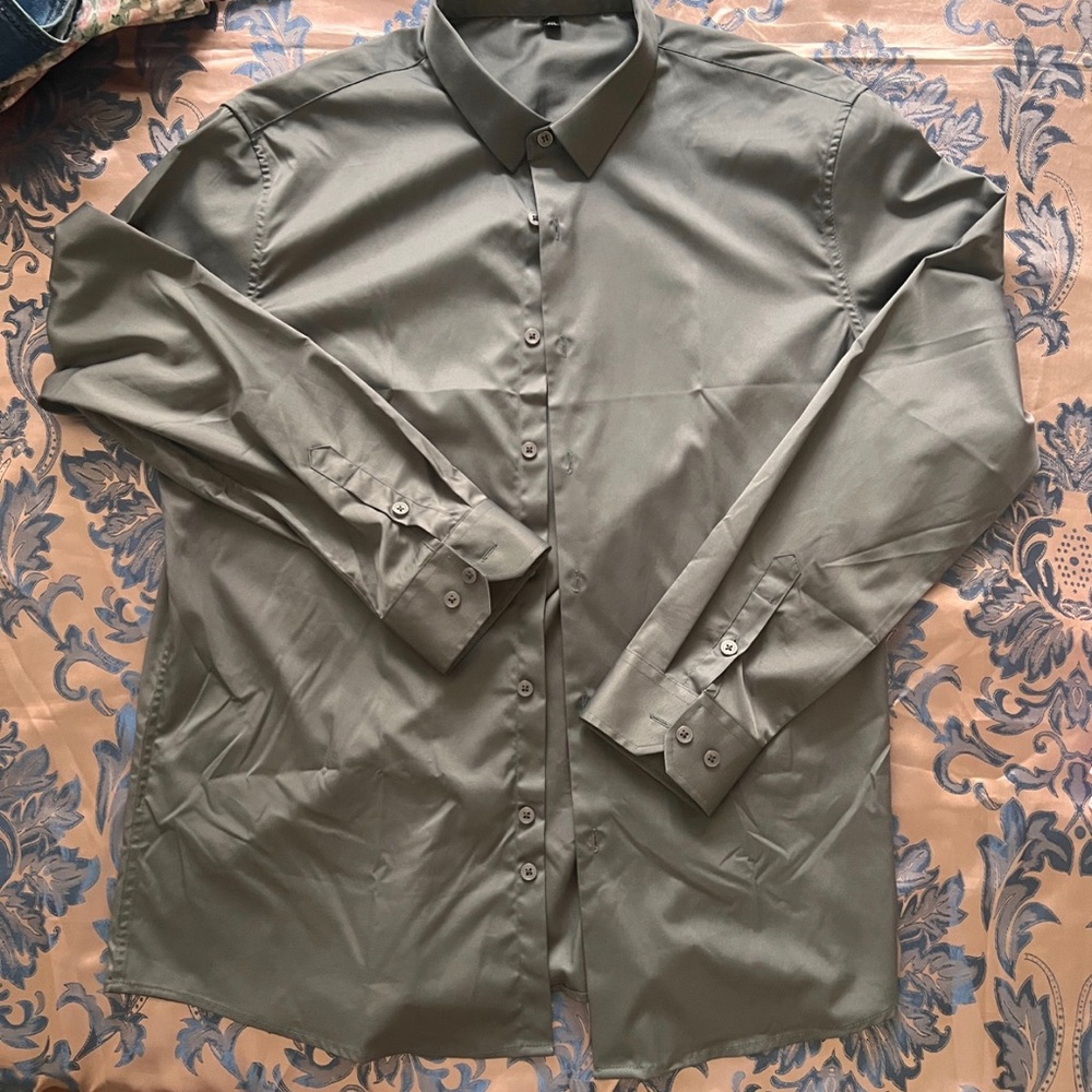 Men's Olive Green Shirt